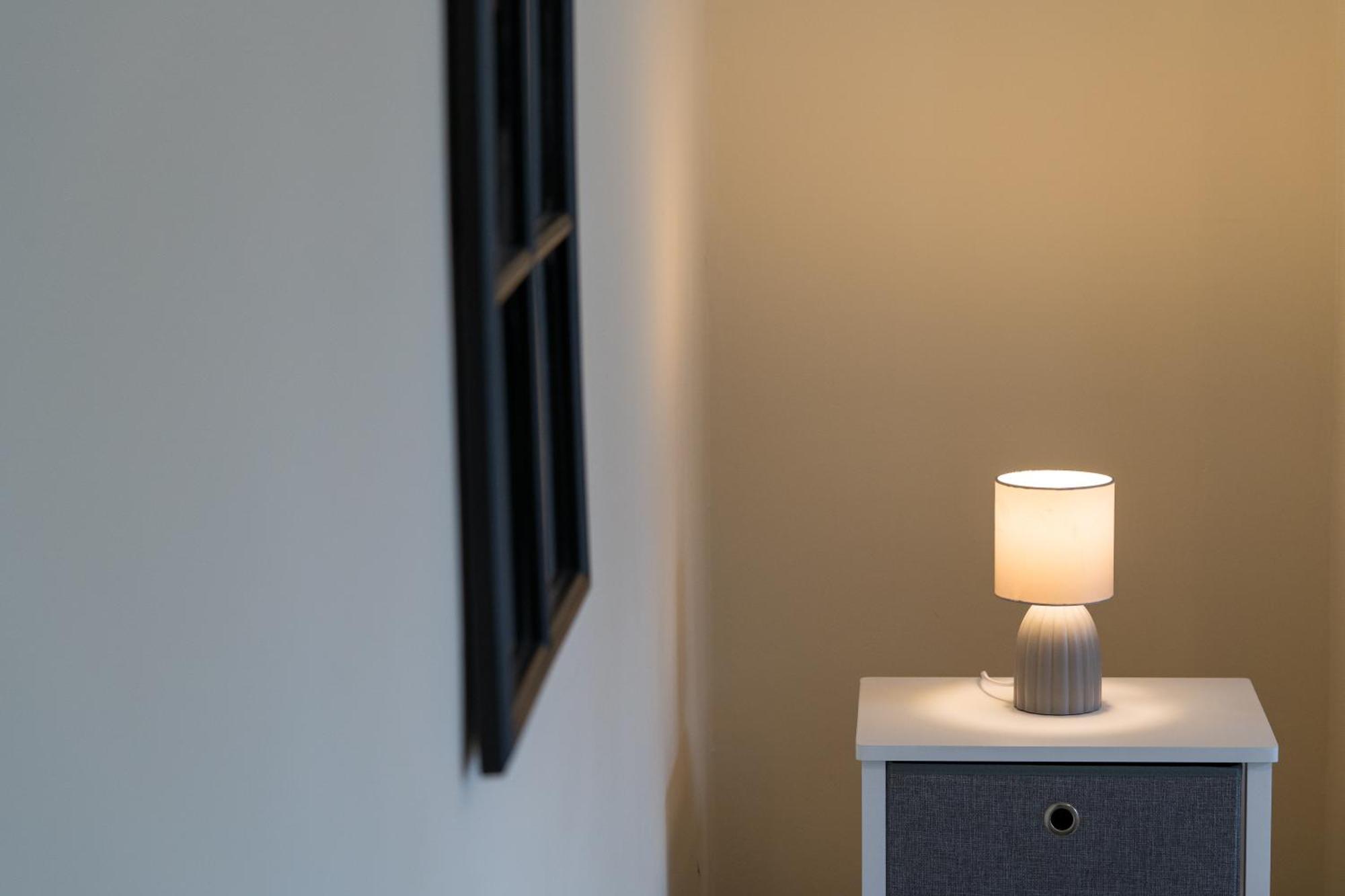 Modern 3 Bedroom Apartment In Wimbeldon Park London Exteriör bild