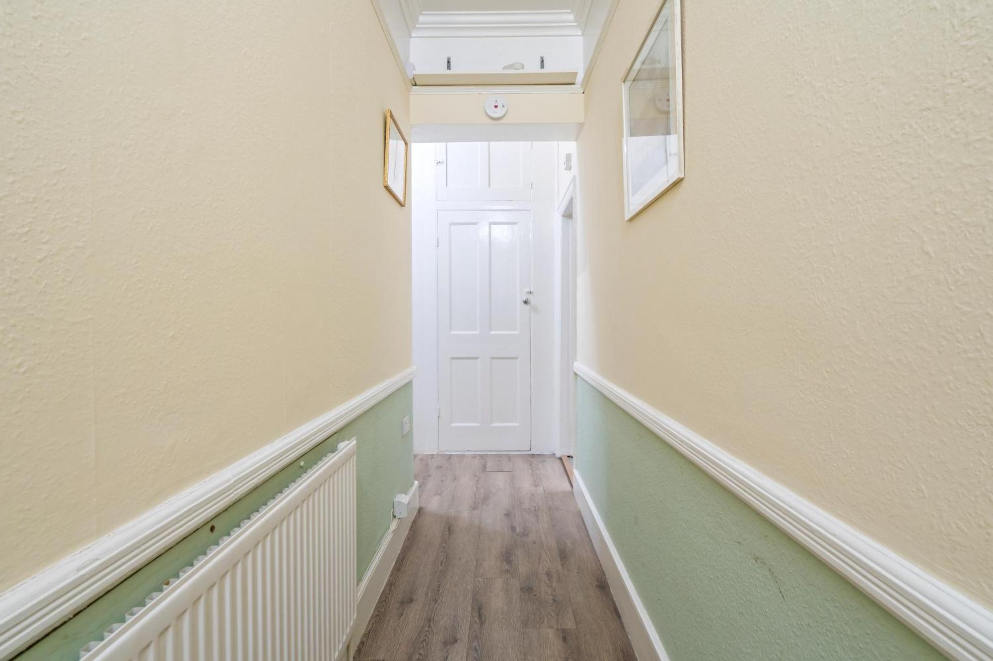 Modern 3 Bedroom Apartment In Wimbeldon Park London Exteriör bild